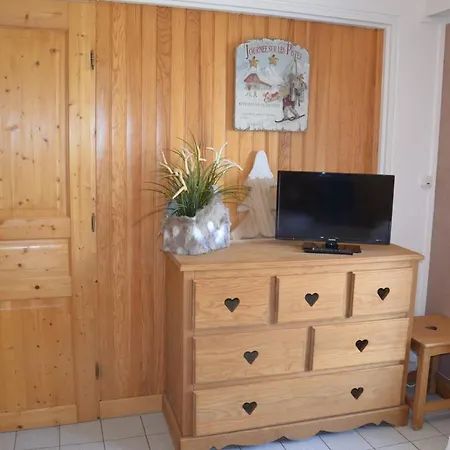 Les Dryades Apartment