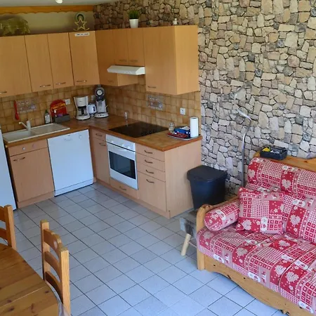 Les Dryades Apartment *