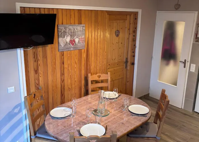 Les Dryades Apartment